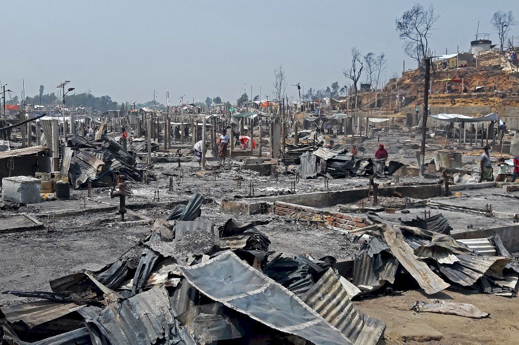 孟加拉洛興雅難民營大火 已知15死400人失蹤