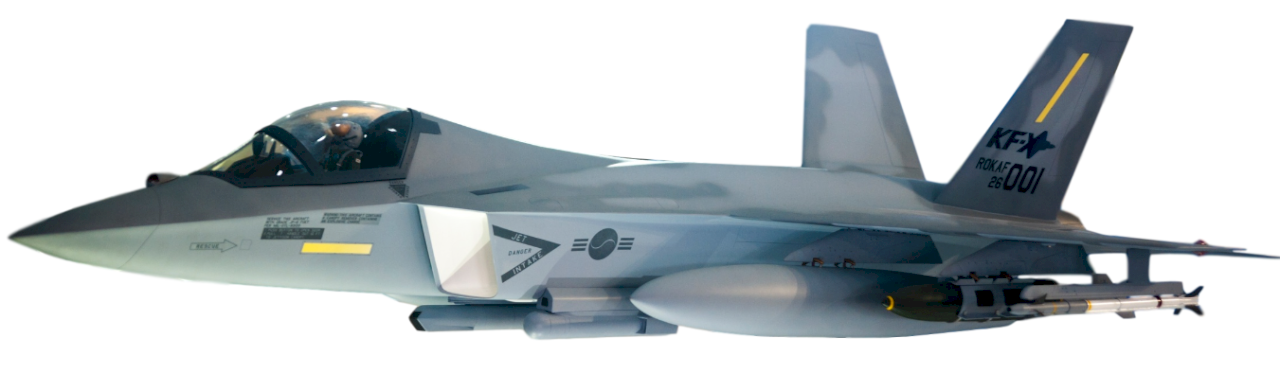 韓國首架自製超音速戰鬥機亮相 加強國防可能外銷