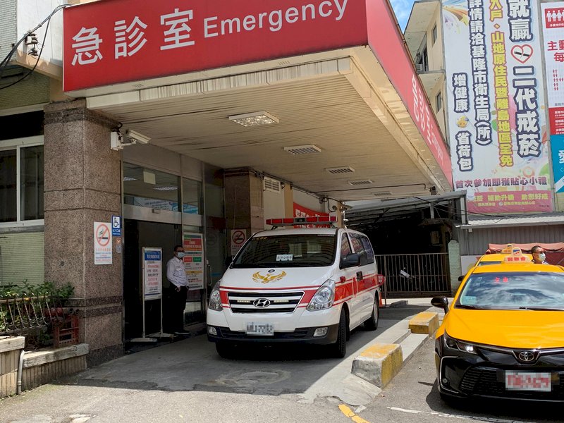 基隆2歲男童確診高燒42度 轉送台北榮總仍不治