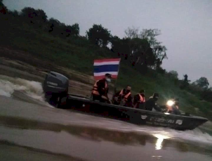 搭載泰國員警的船隻 遭緬軍開槍警告