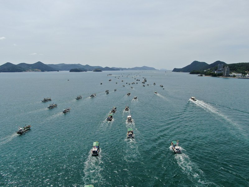 抗議日本核廢水將排入海  350艘韓漁船集結示威