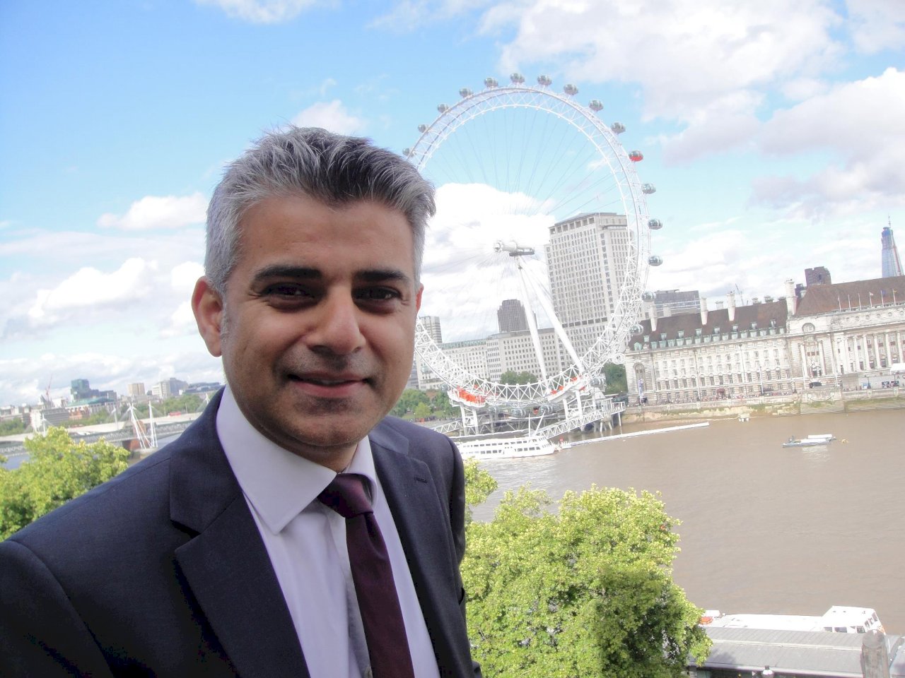 倫敦市長沙迪克汗連任  誓言化解脫歐分歧