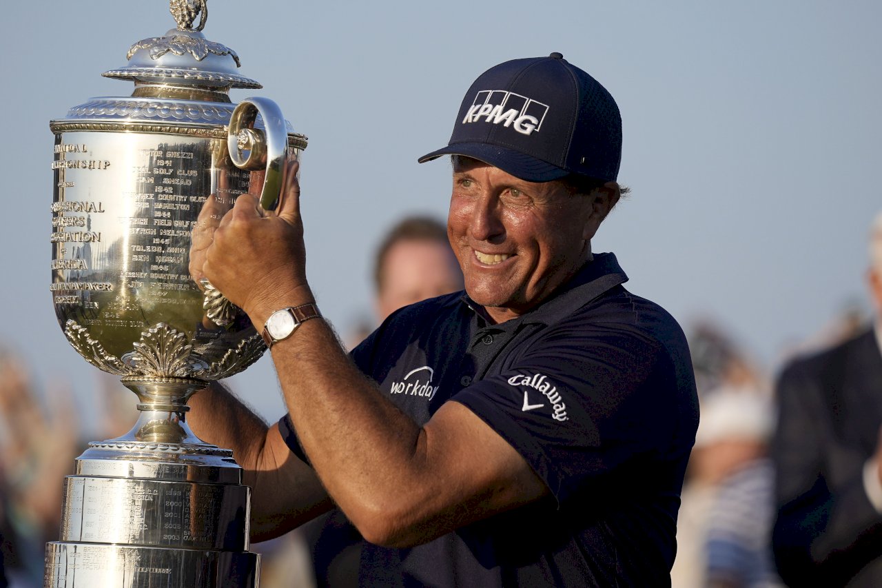 史上最年長 米克森以50歲之齡摘下PGA冠軍