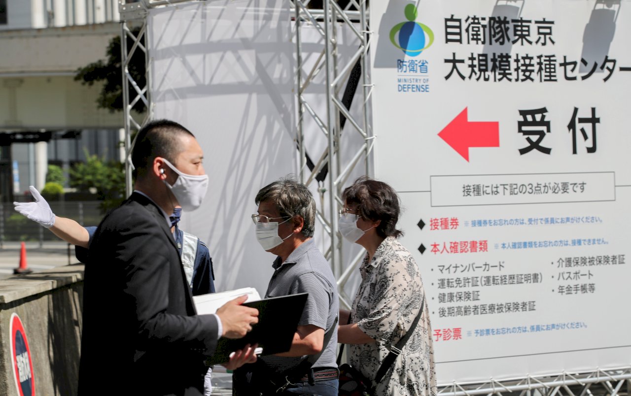 日本大規模接種中心預約不踴躍 將放寬對象