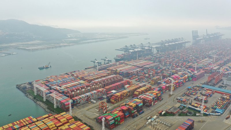 廣東疫情造成港口塞車 運費漲影響中國出口優勢