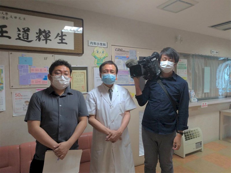 回報捐疫苗 旅日台醫募40萬片台灣口罩捐日