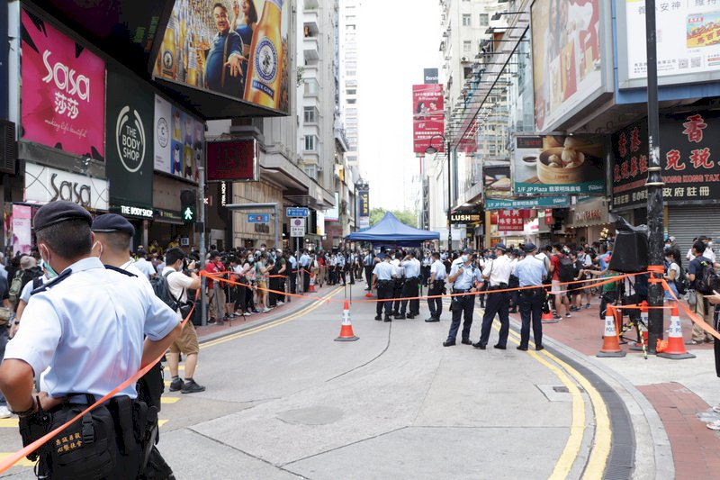 香港七一回歸24週年 警方高度戒備逮捕10多人