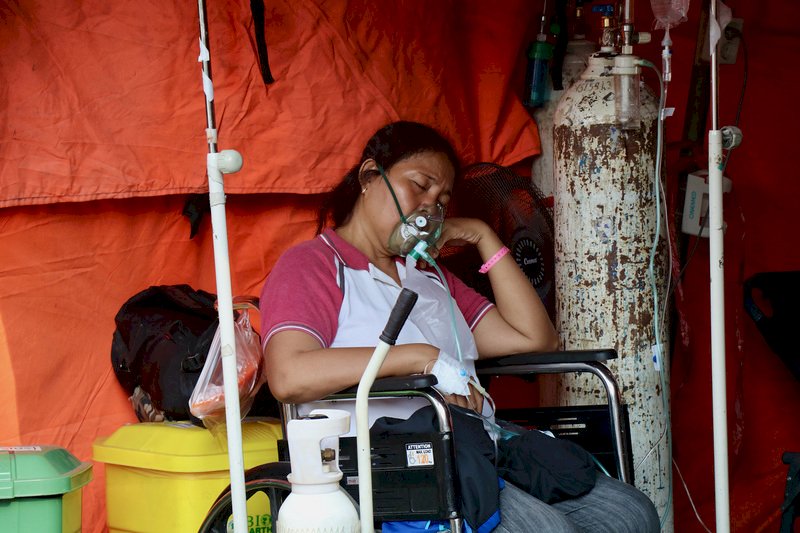 印尼疫情再惡化單日確診破3萬  計畫向外國求援