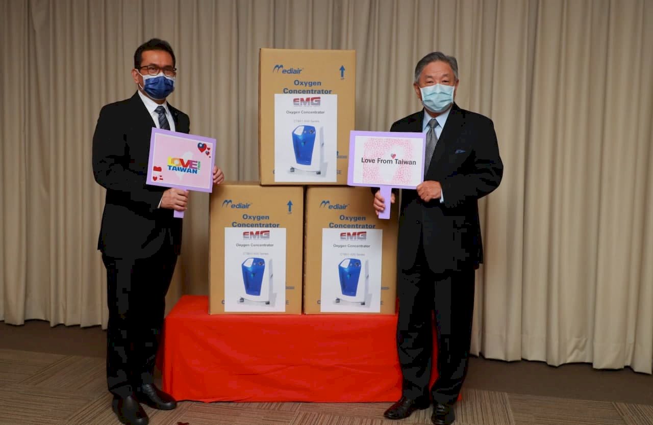 印尼疫情嚴峻 外交部：援贈200台製氧機