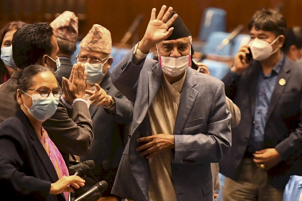尼泊爾新總理贏得信任投票 第一要務對抗疫情