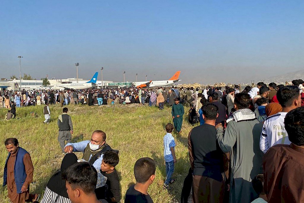 阿富汗風險升高 國際航空改道閃避喀布爾領空