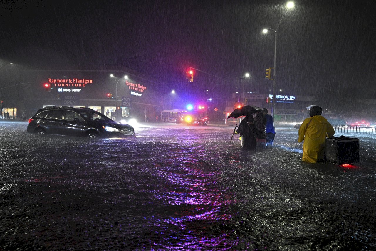 艾達餘威引發暴洪 紐約地區遭重創至少41死