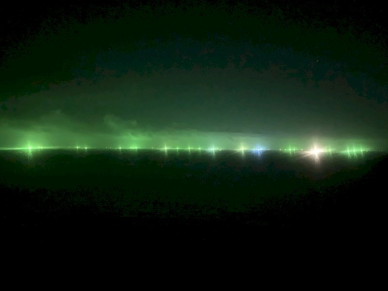 馬祖夜空詭異綠光非極光 華郵：另類魷魚遊戲