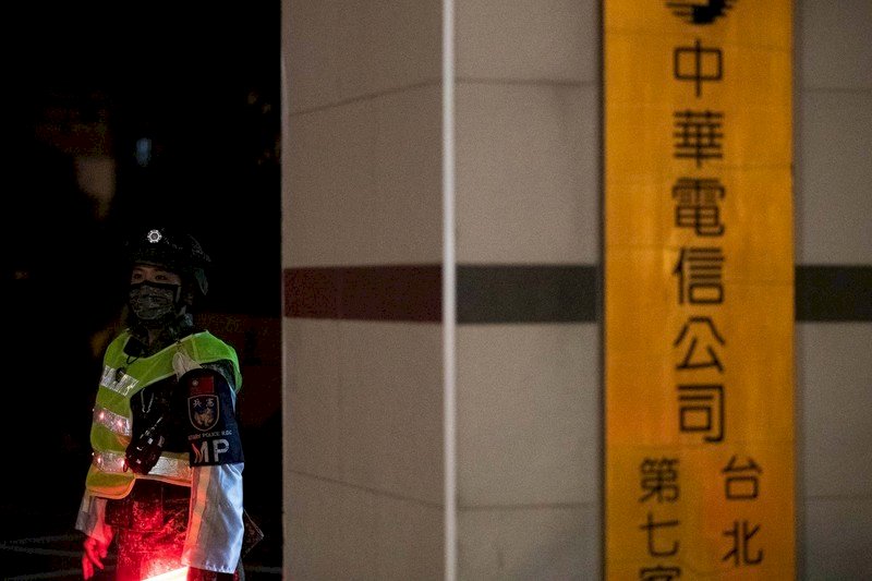 模擬敵攻擊中華電信機房 憲兵夜馳街頭反擊