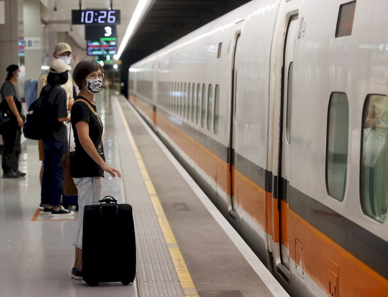 滿足通勤旅運需求  高鐵10/16起每週增14班