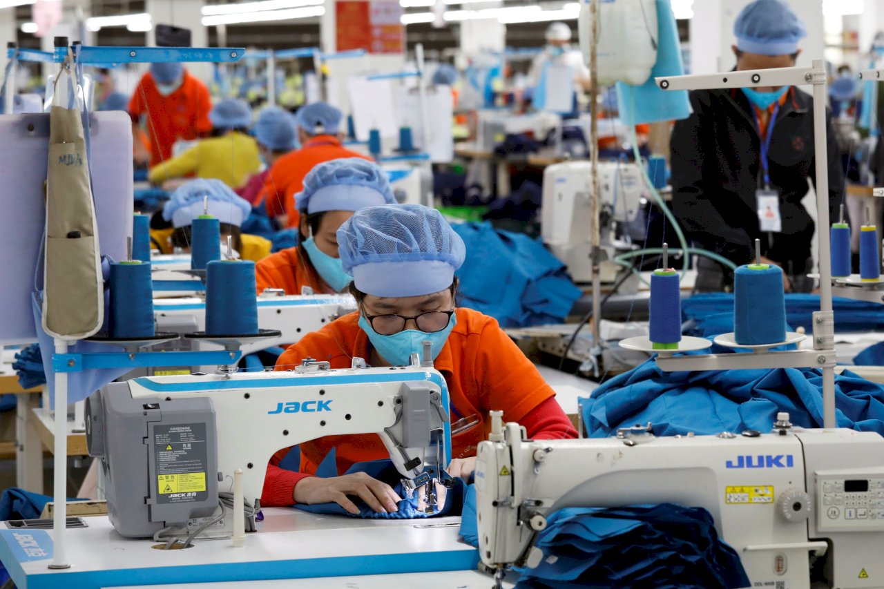 越南防疫封鎖重創製造業 世界成衣工廠地位受考驗