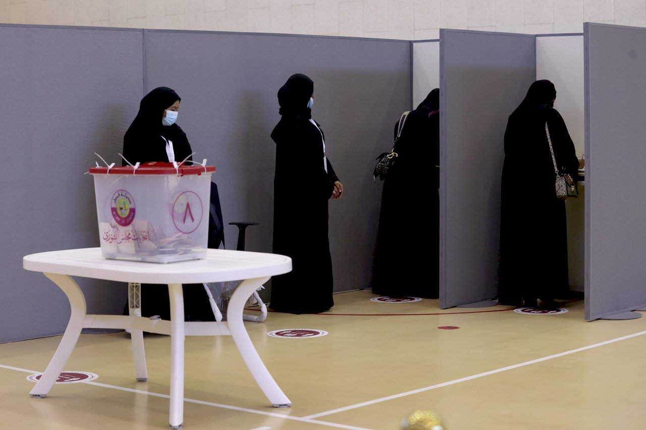 卡達首次立法選舉開始投票 改選諮議會2/3席位