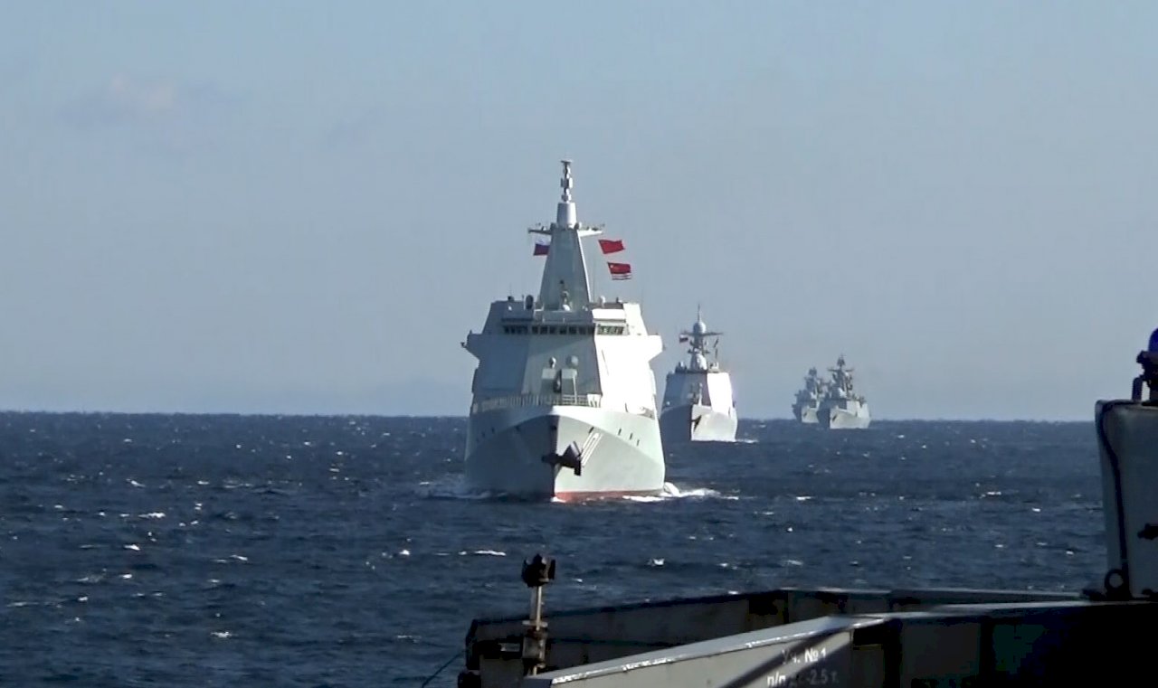 中俄戰艦群聯合巡航 首度穿越日本津輕海峽
