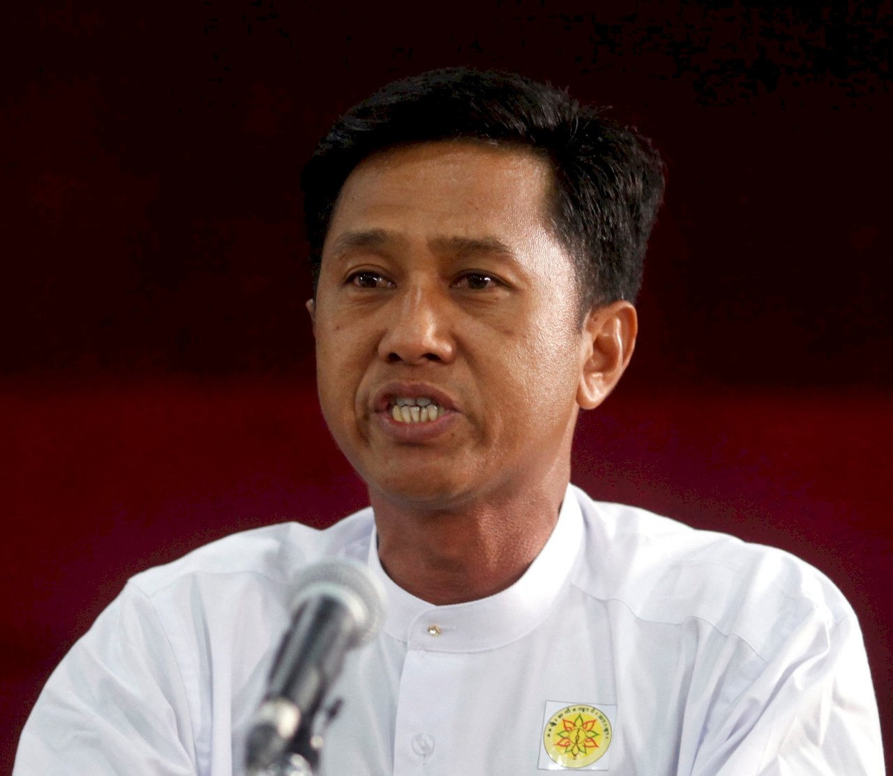 緬甸軍方持續鎮壓 88世代學運名人覺敏友被捕