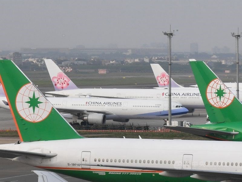 上海兩岸航班略為鬆綁 長榮華航11月起增班