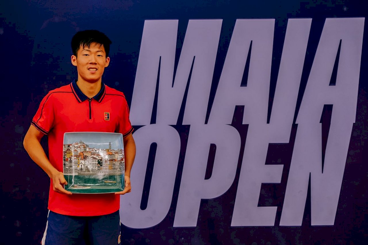 曾俊欣逆轉勝 勇奪首座ATP挑戰賽男單冠軍