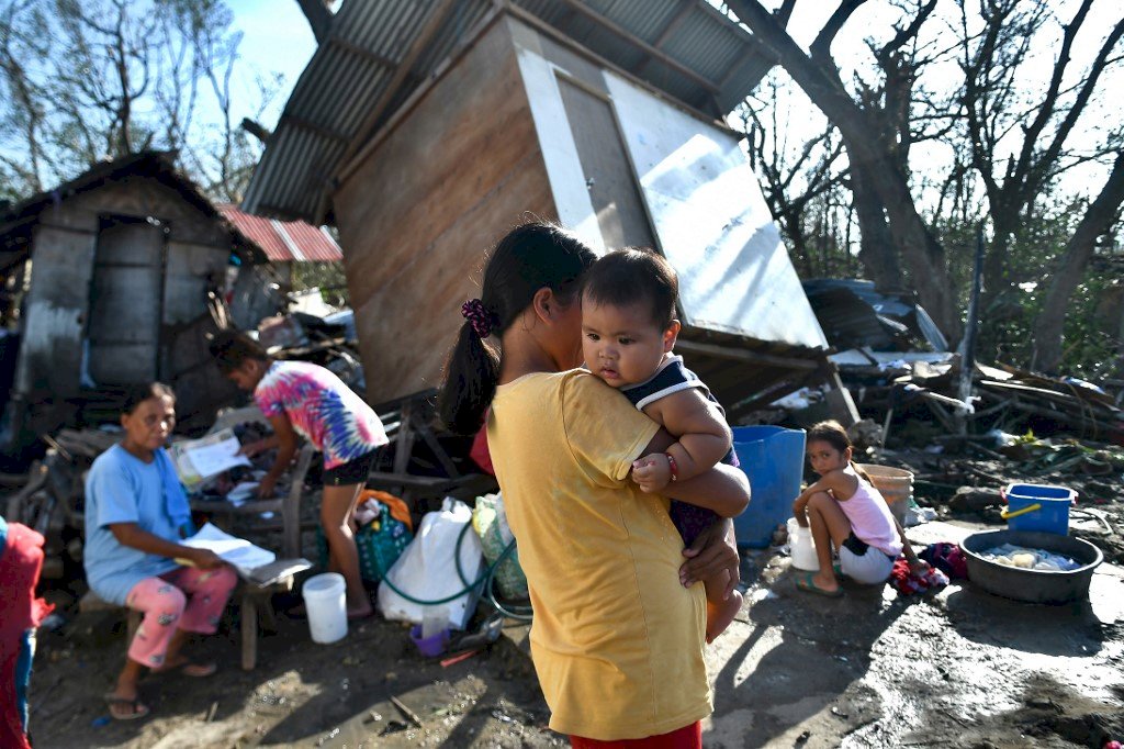 颱風雷伊襲菲 增至最少375死、500傷