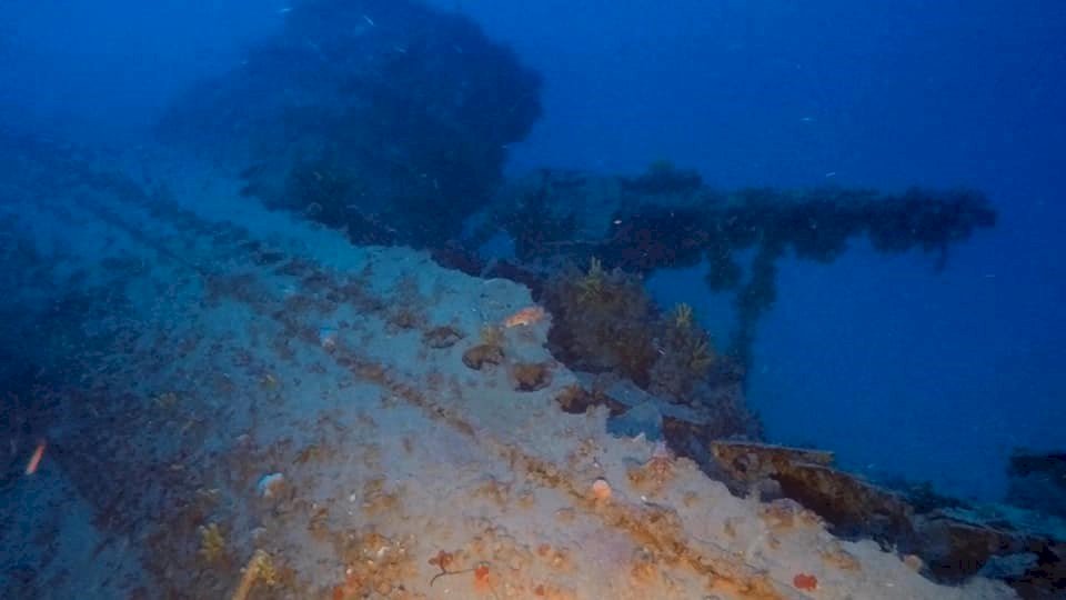 沉睡海底80年 希臘潛水夫發現義國二戰潛艦殘骸