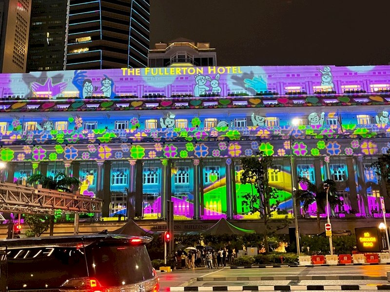 新加坡濱海灣燈光投影秀告別2021 社區煙火迎新年