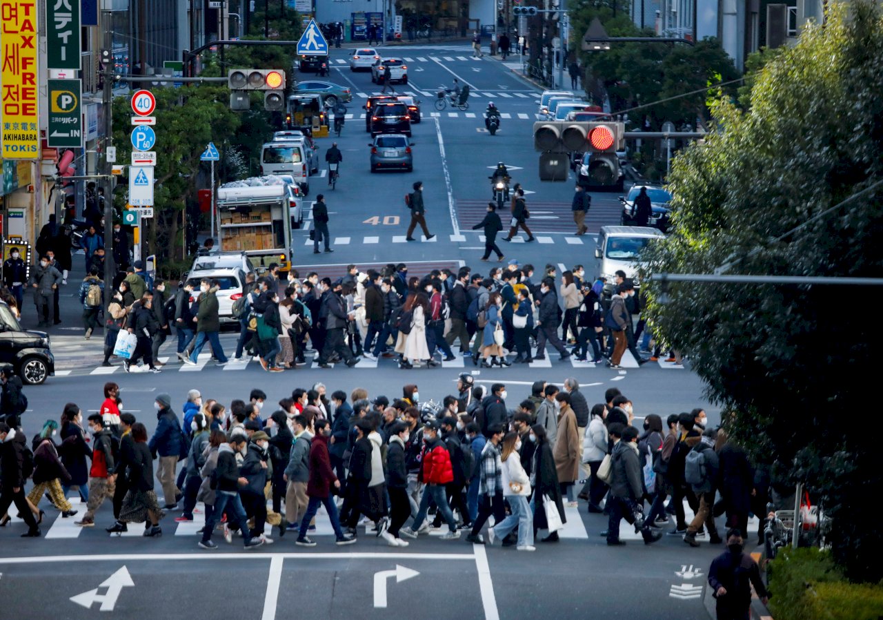 日本單日增2萬5724人確診 歷來第2高