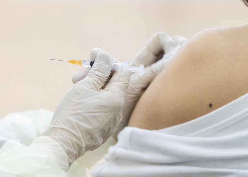 第24期疫苗開放首日逾40萬人預約 莫德納最熱門