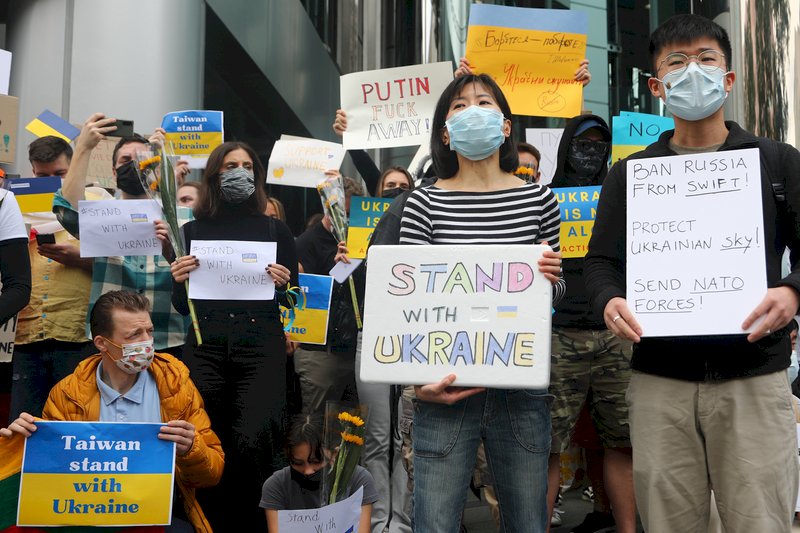 在台烏克蘭人連2天赴莫北協抗議 高呼「烏克蘭自由萬歲」