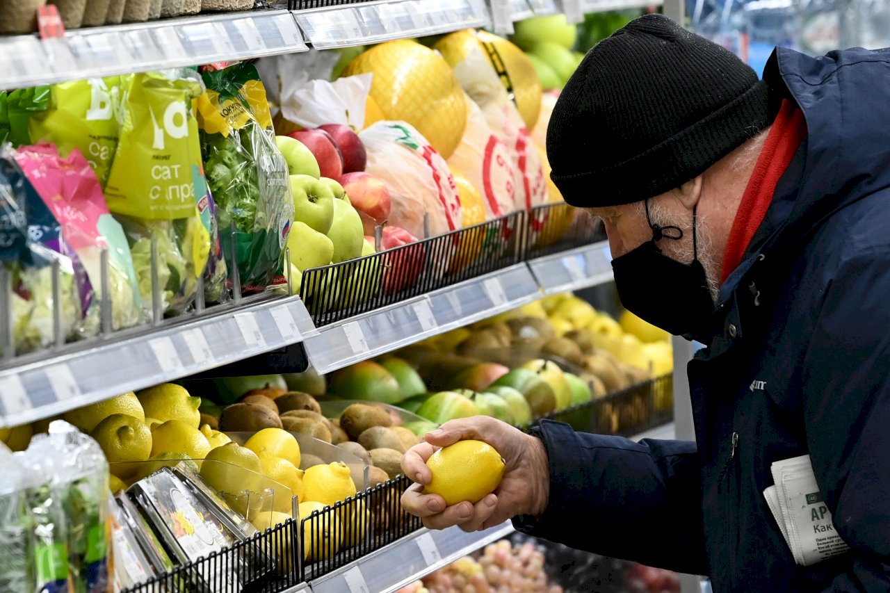西方制裁效果顯現 俄國零售商限制食物銷售以對抗黑市投機
