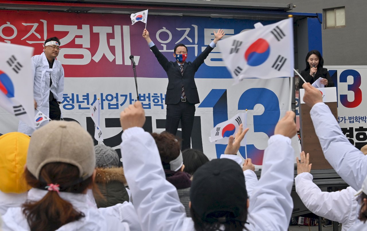 比誰更厭女的大選? 南韓大選的性別戰爭