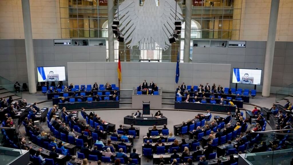 澤倫斯基德國國會演說 籲柏林助推倒俄羅斯的「新牆」