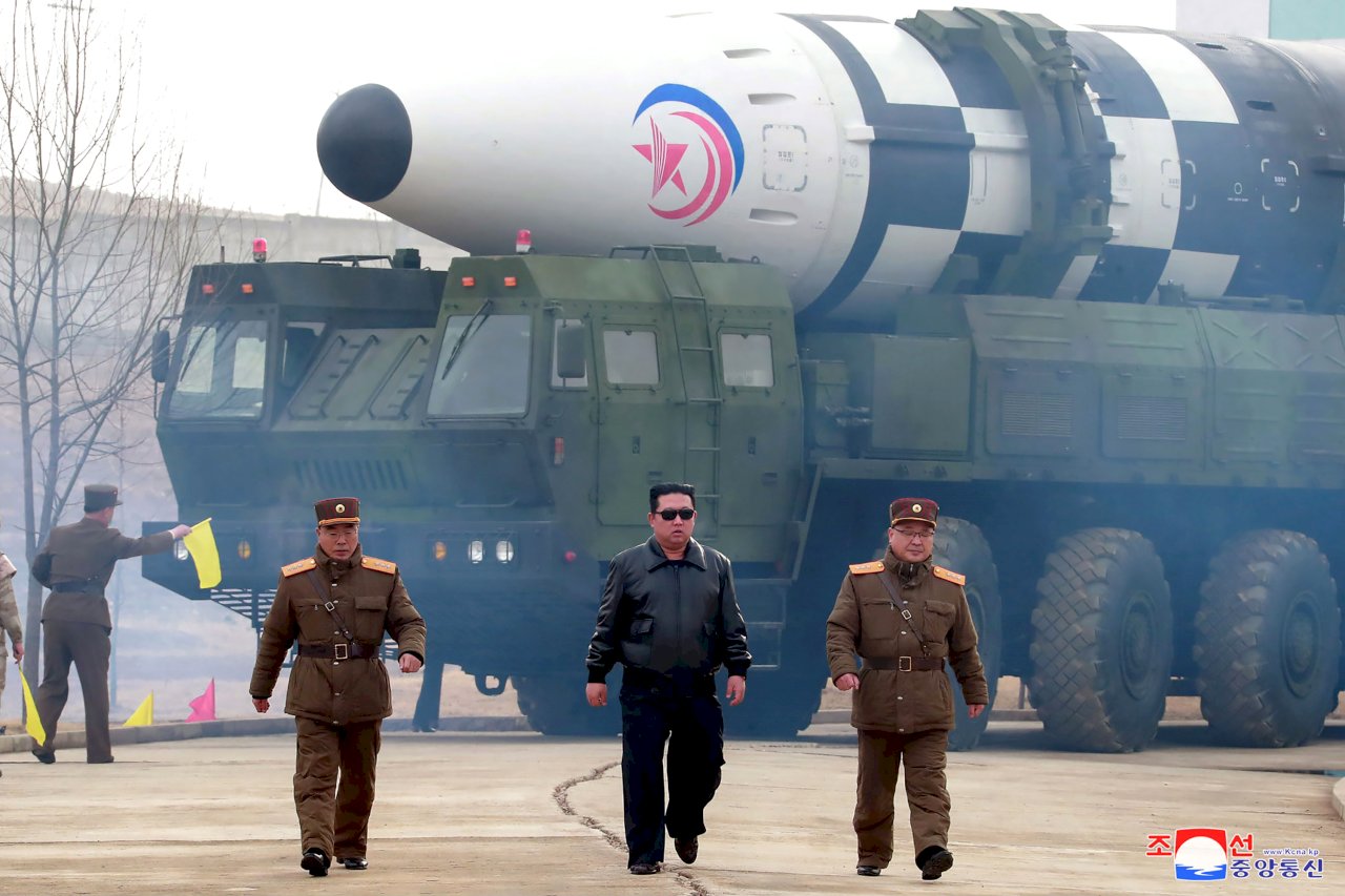 北韓試射最大洲際飛彈 烏戰之際挑戰拜登亞洲政策