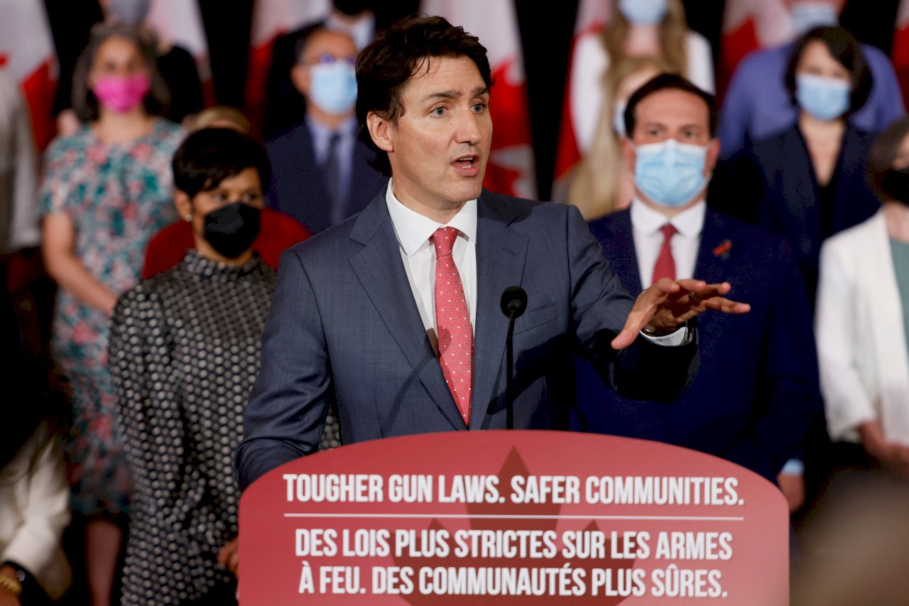 美大規模槍擊事件頻傳 加拿大總理提案凍結手槍