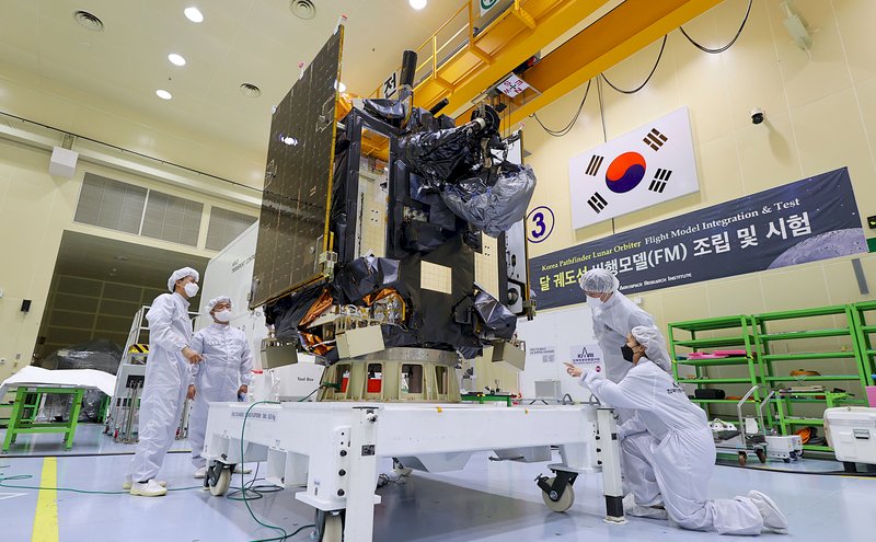 搭SpaceX火箭升空 南韓成功發射首架月球探測器