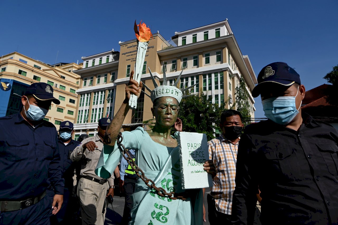 柬埔寨法院大規模審判 反對派人士被判有罪