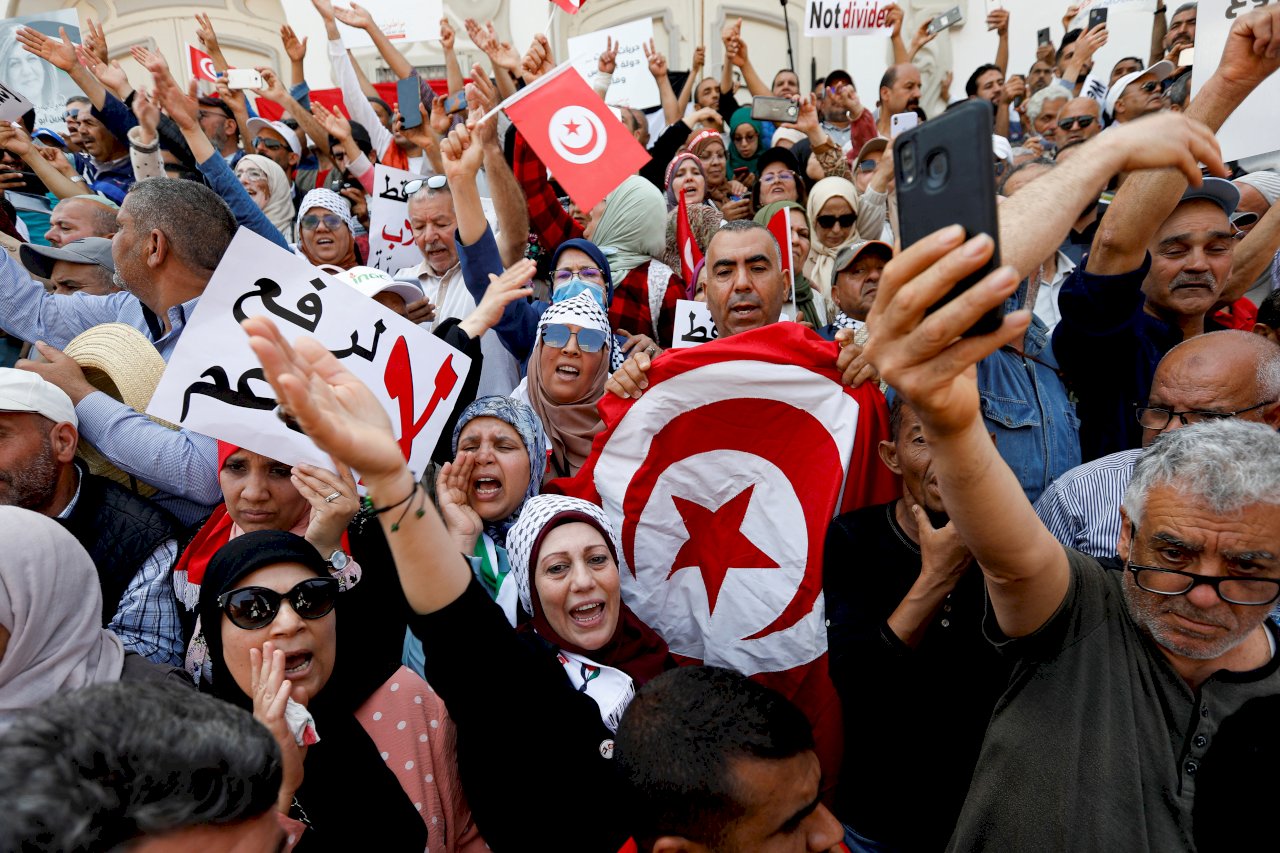 突尼西亞工會將大罷工 公共部門恐停擺