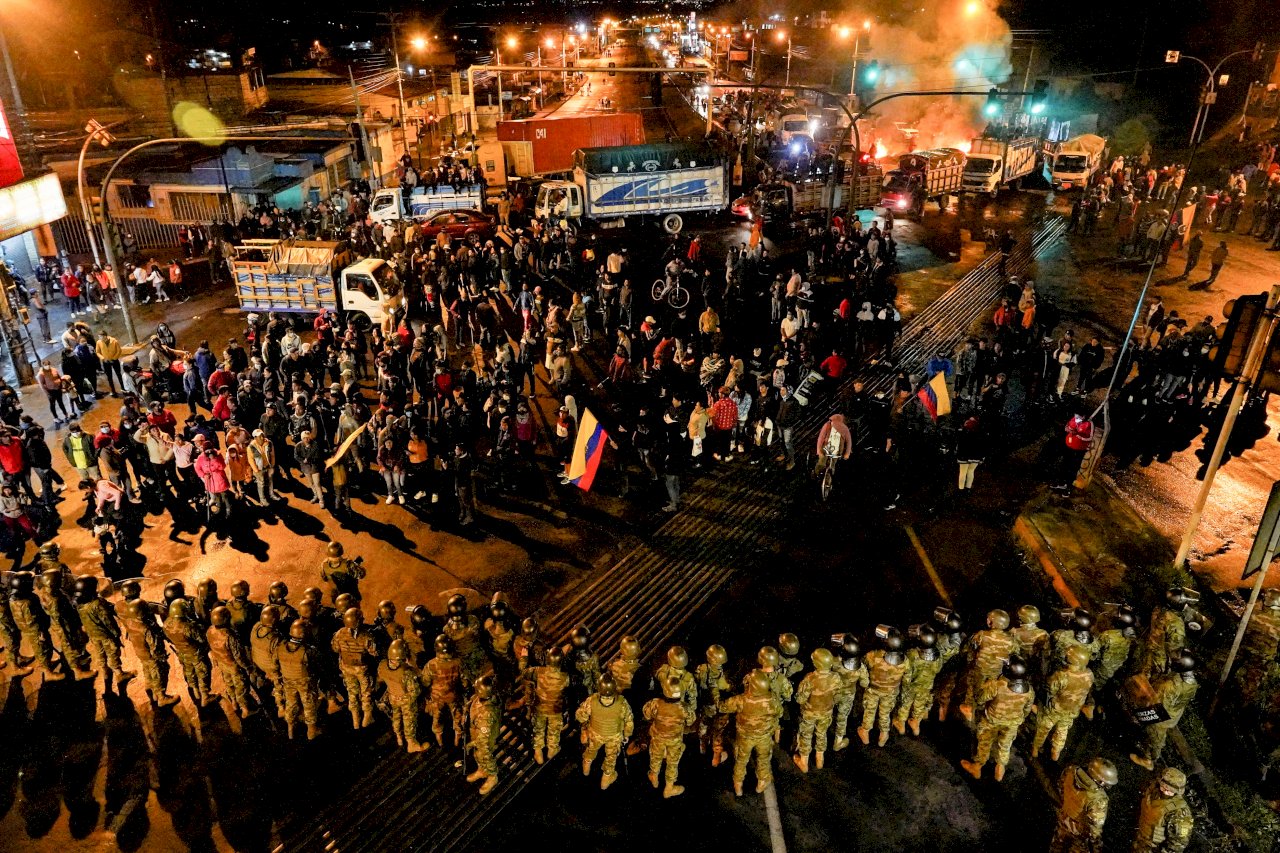 厄瓜多抗爭持續 原住民示威者湧入首都