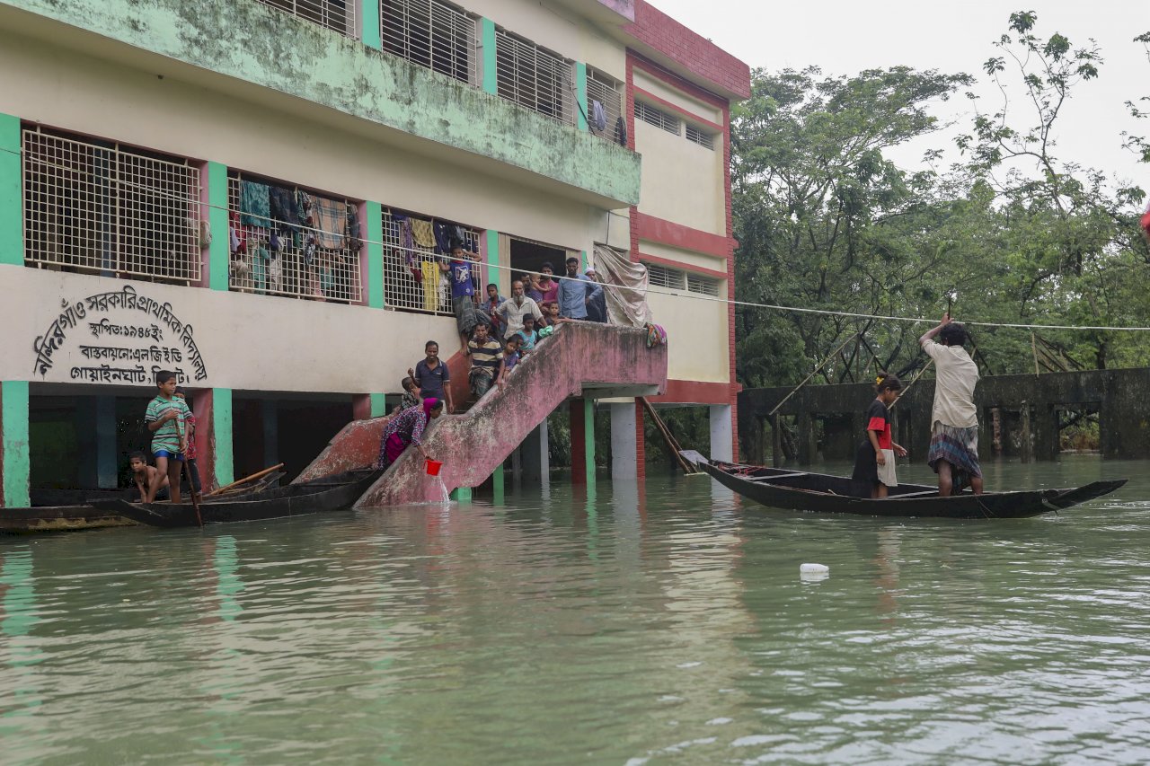 印度季風肆虐造成26人死亡 孟加拉洪水退去