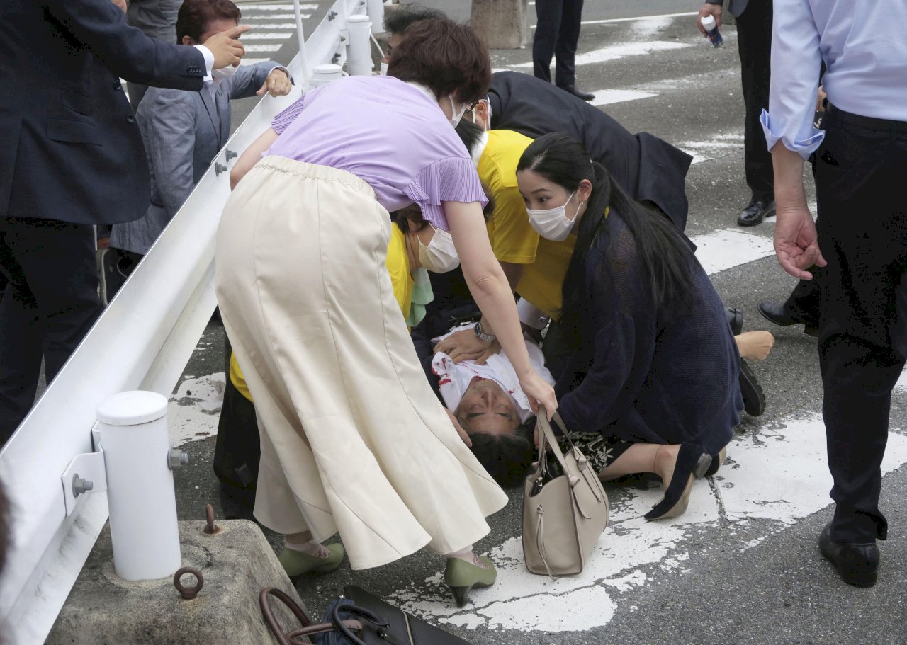 安倍晉三遭槍擊 日本近代現卸任首相遇刺一覽