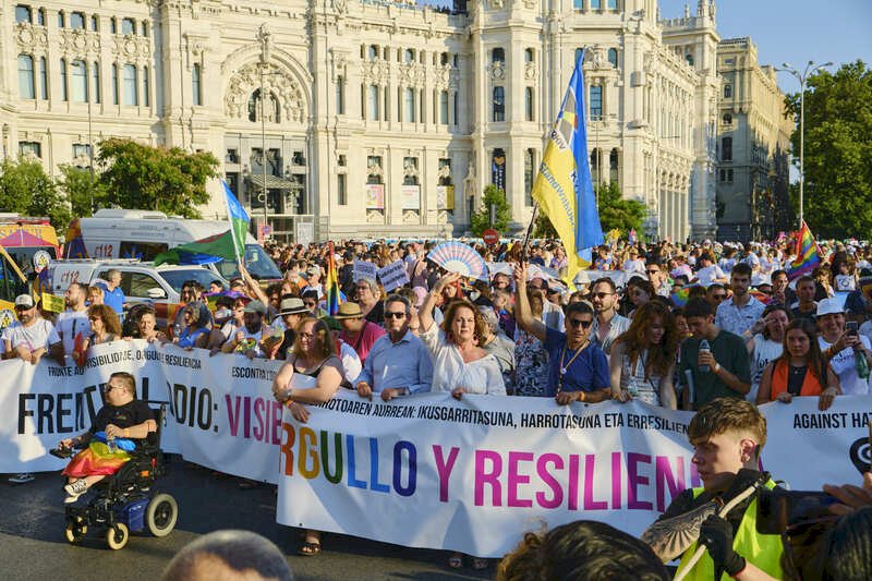 睽違兩年 馬德里LGBTI+驕傲大遊行號召60萬人熱情參與
