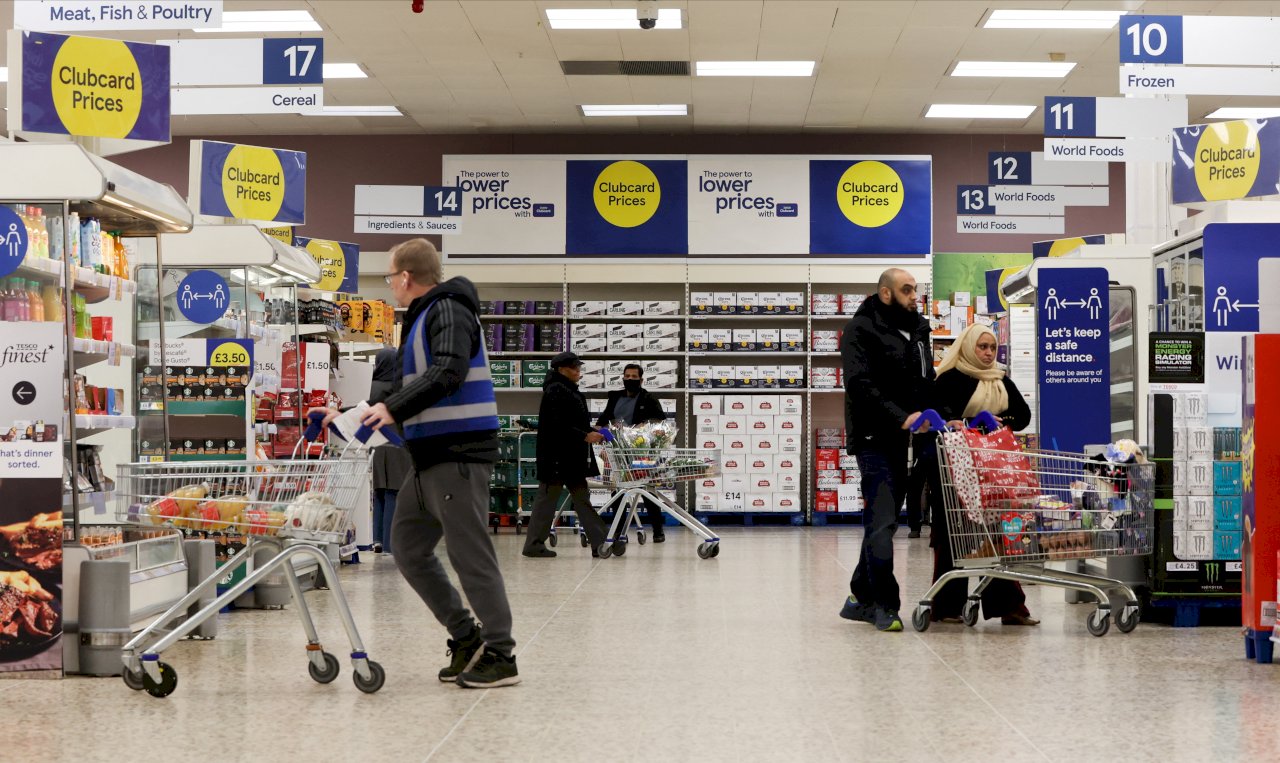 通膨飆升危機 9成英國人更注意消費支出