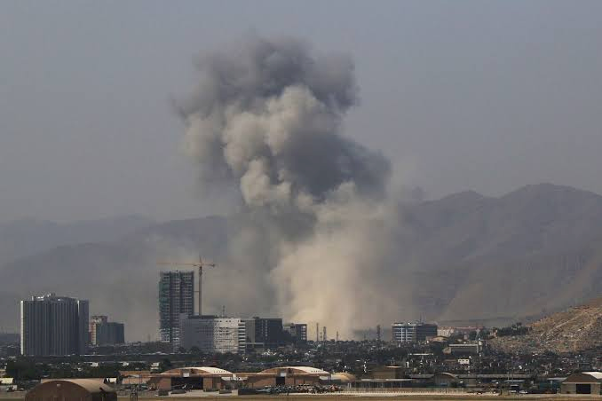 喀布爾清真寺傳爆炸 至少21人喪生