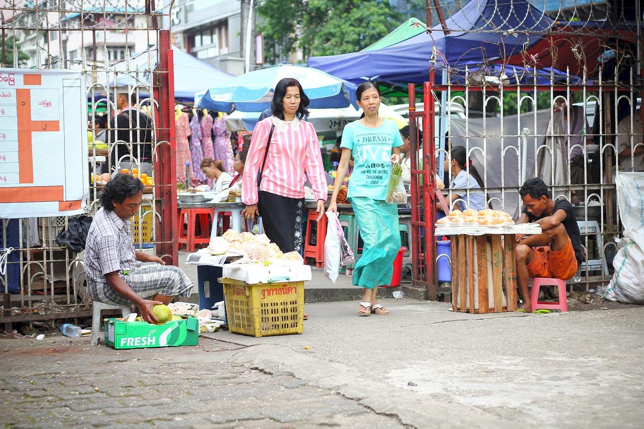 緬甸物價飆漲 人民仰賴補貼購買食物