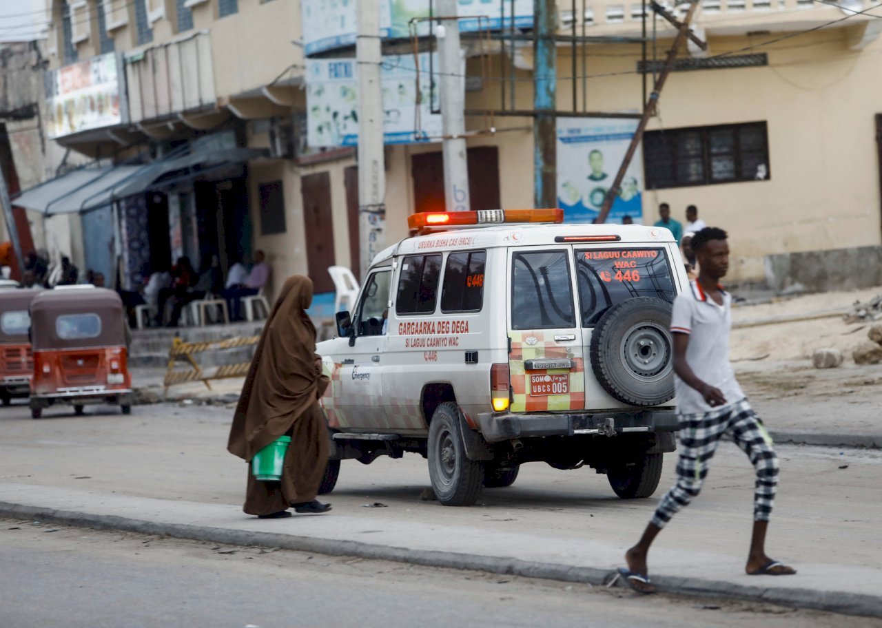 索馬利亞首都飯店傳恐攻 至少12人死亡