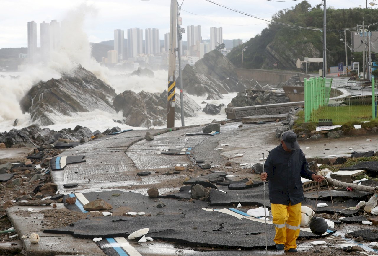 軒嵐諾颱風侵襲南韓 數千人撤離