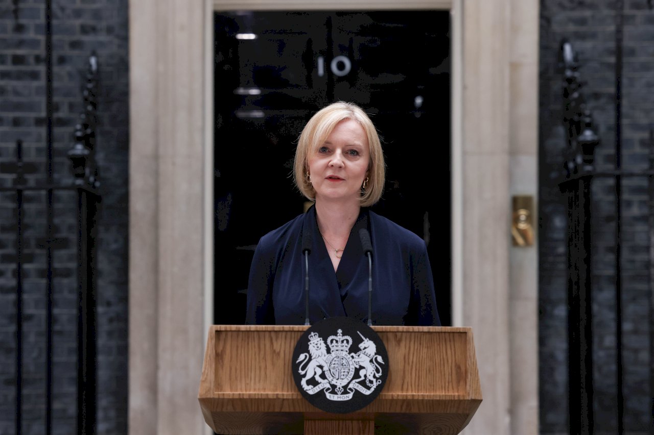 最年輕女首相的忠誠內閣 如何收服人心拯救英國？