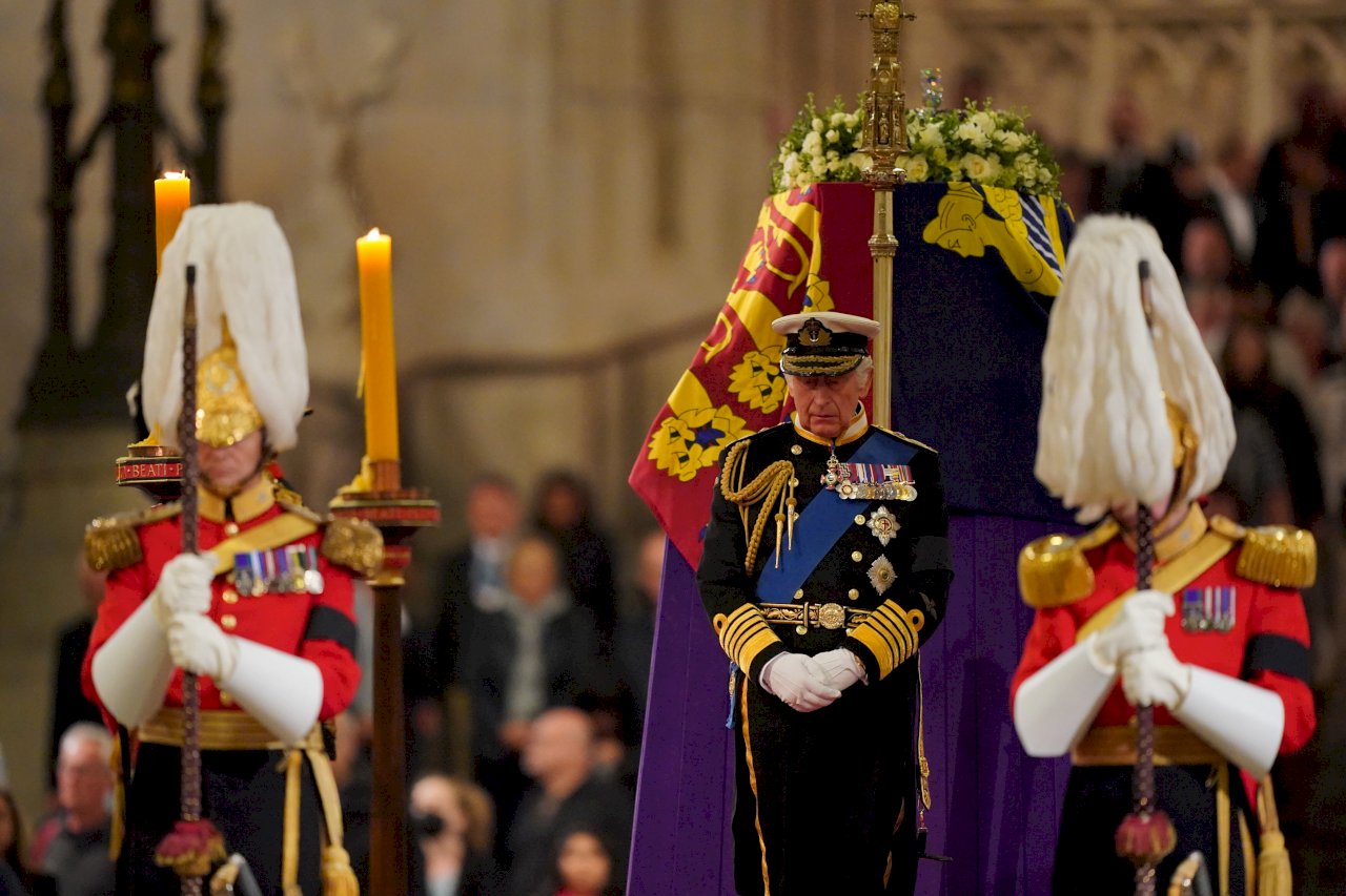 英女王國葬 世界領袖開始齊聚倫敦